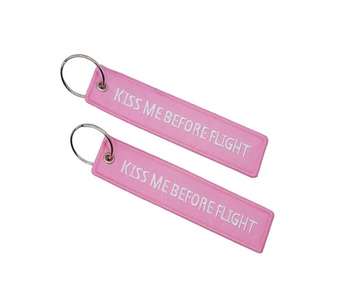 Brelok KISS ME BEFORE FLIGHT Muzeum Lotnictwa Polskiego